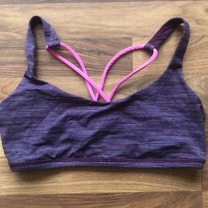 Lululemon free to be wild size 6 sports bra
